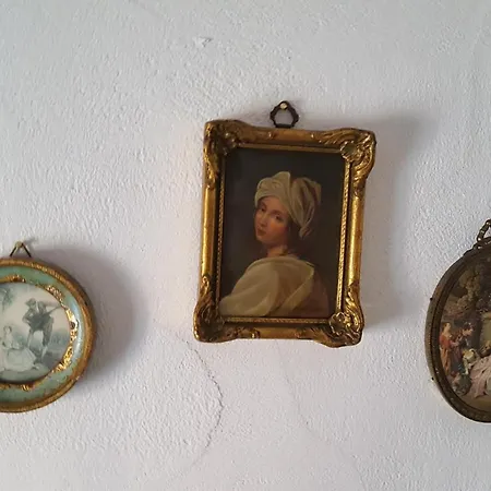 Janas Moselhauschen * Sankt Aldegund