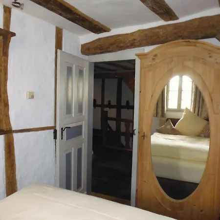 Janas Moselhauschen Sankt Aldegund